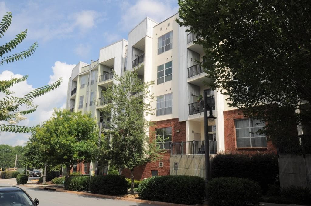 1 bedroom, 912 sq ft condominium sold at 2630 Talley Street 409, Decatur, GA 30030