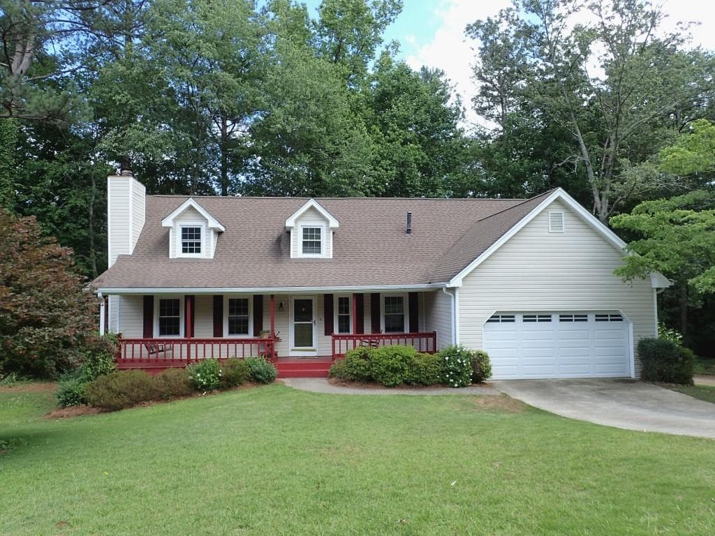 4 bedroom, 3,345 sq ft single family residence sold at 6873 Laurel Ridge Court, Douglasville, GA 30135