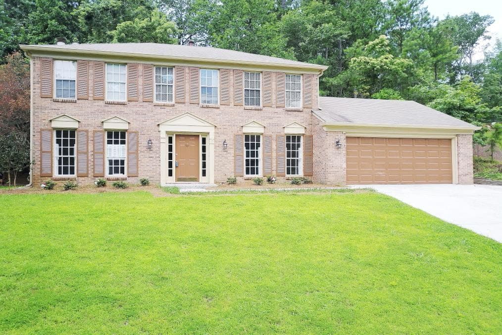 4 bedroom, 1,632 sq ft single family residence sold at 800 Cranberry Trail, Roswell, GA 30076