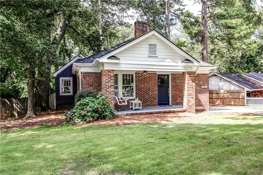 3 bedroom, 1,593 sq ft single family residence sold at 2481 Hosea L Williams Drive, Atlanta, GA 30317