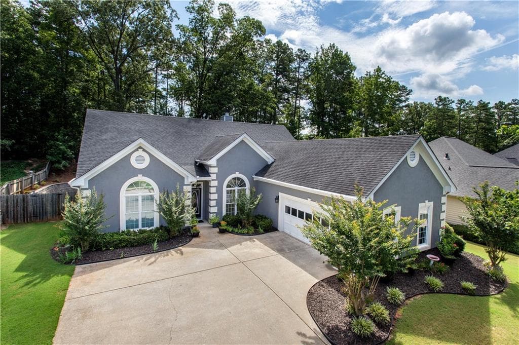 470 Chandler Court, Sugar Hill, GA 30518 — most recent listing photo