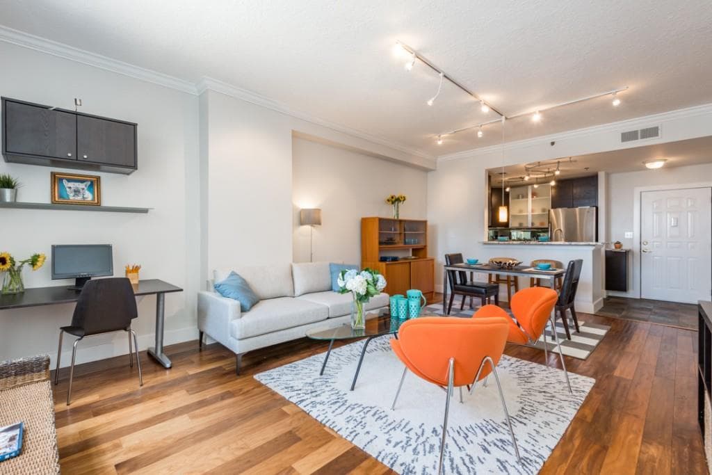 1 bedroom, 764 sq ft condominium sold at 1101 Juniper Street 612, Atlanta, GA 30309