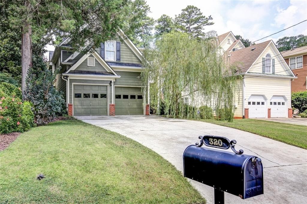320 Lockwood Terrace, Decatur, GA 30030 — most recent listing photo