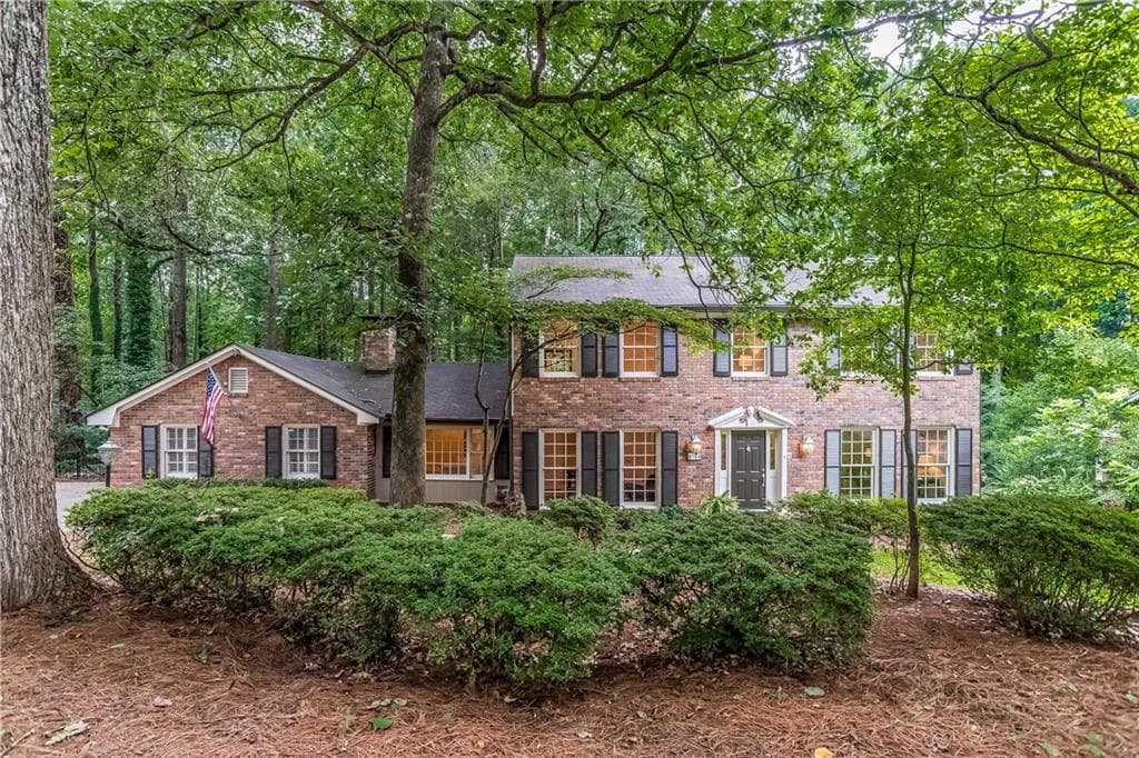 4364 Stonington Circle, Dunwoody, GA 30338 — most recent listing photo