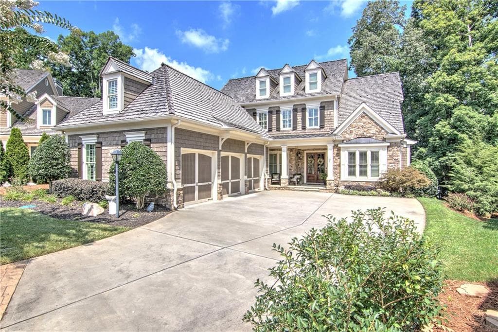 3402 Harbour Point Parkway, Gainesville, GA 30506 — most recent listing photo