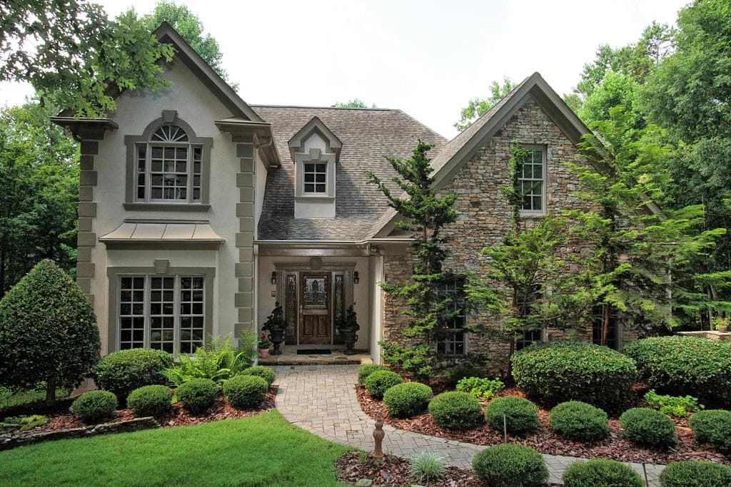6112 Canoe Court, Flowery Branch, GA 30542 — most recent listing photo
