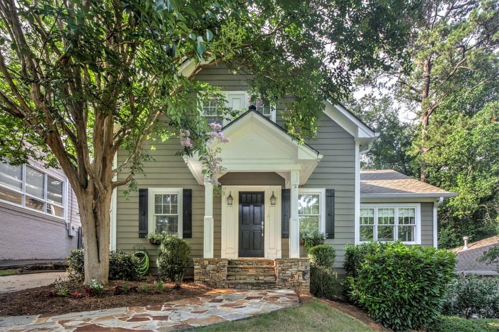 777 Wilson Road, Atlanta, GA 30318 — most recent listing photo