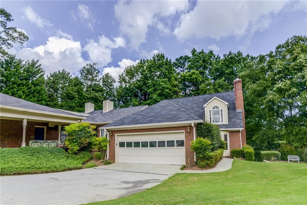 4 bedroom, 2,114 sq ft single family residence sold at 3277 Embry Downs Court, Atlanta, GA 30340