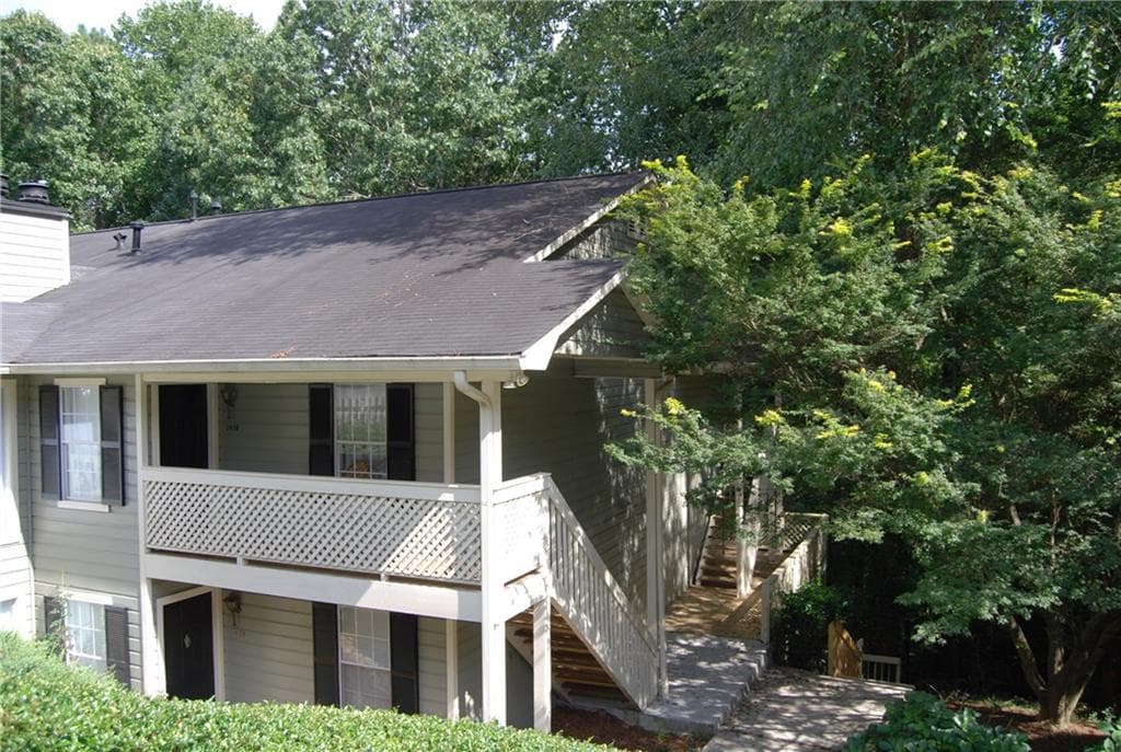1409 Vicksburg Place, Sandy Springs, GA 30350 — most recent listing photo