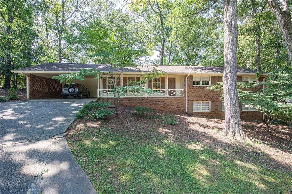 4065 Lake Erin Court, Tucker, GA 30084 — most recent listing photo