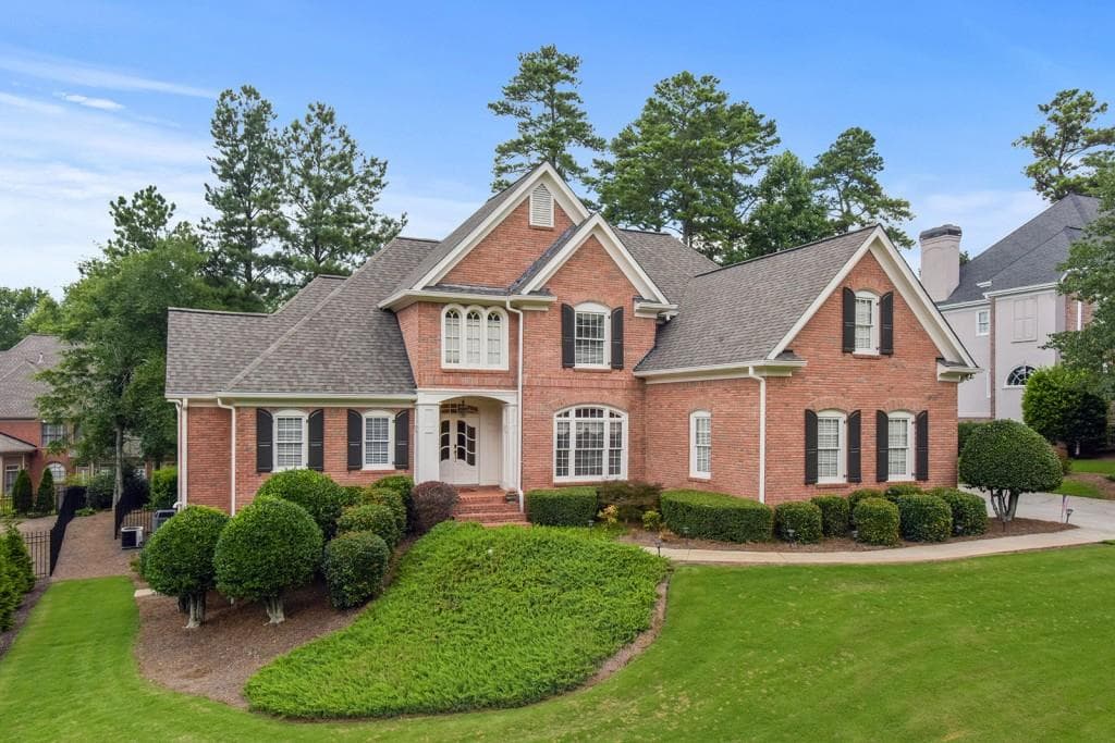 4 bedroom, 5,119 sq ft single family residence sold at 430 Newport Heights, Alpharetta, GA 30005