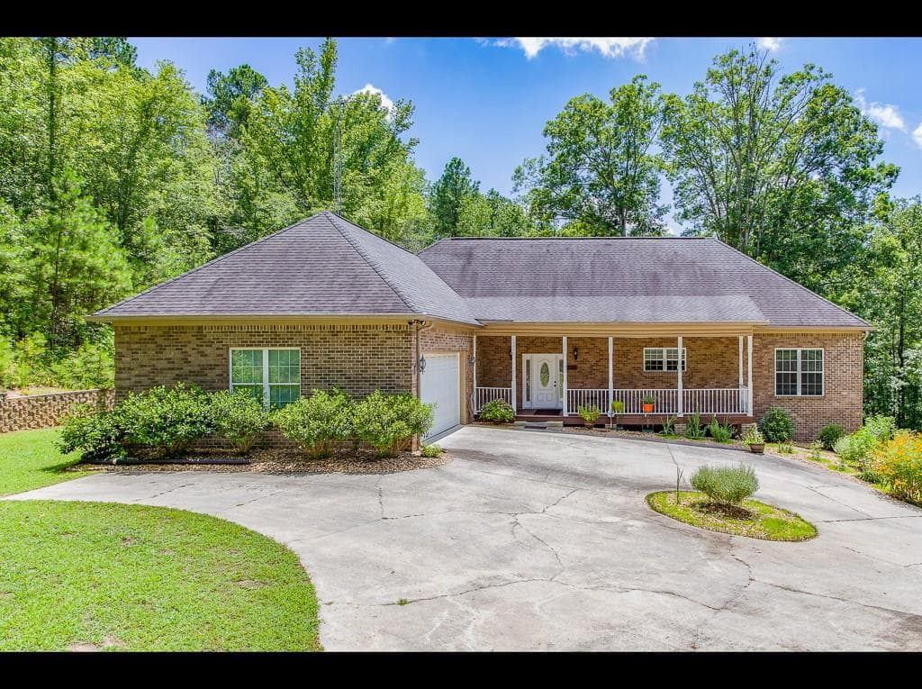 2660 White Road, Conyers, GA 30012 — most recent listing photo
