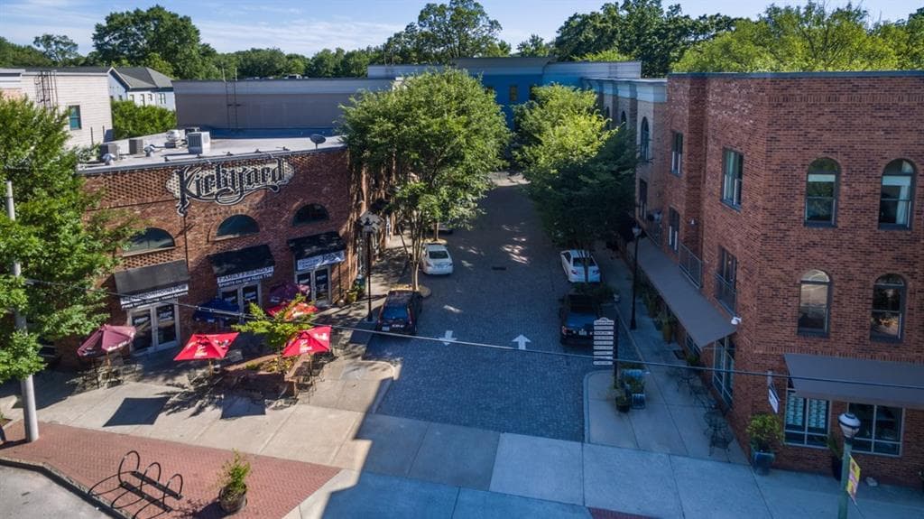 2 bedroom, 1,980 sq ft condominium sold at 1963 Hosea L Williams Drive 206, Atlanta, GA 30317