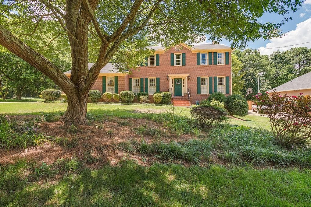 1035 Lassiter Drive, Stone Mountain, GA 30087 — most recent listing photo