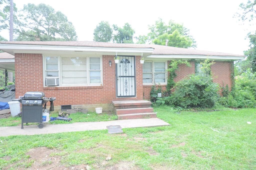 2220 Miriam Lane, Decatur, GA 30032 — most recent listing photo