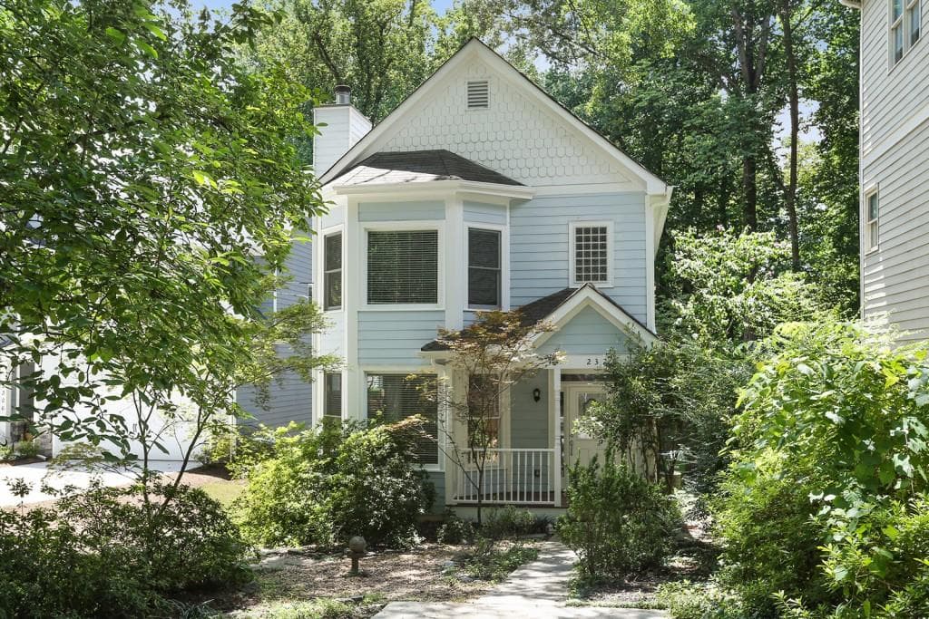 3 bedroom, 1,614 sq ft single family residence sold at 2320 Thomas Road, Atlanta, GA 30318
