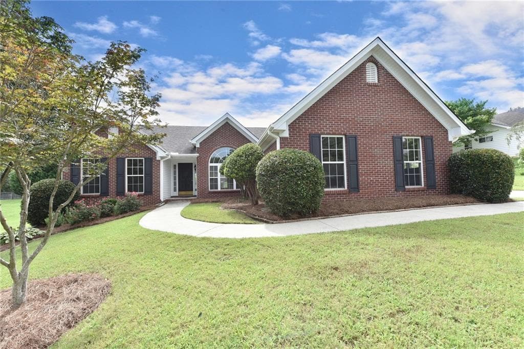 495 Madison Chase Drive, Lawrenceville, GA 30045 — most recent listing photo
