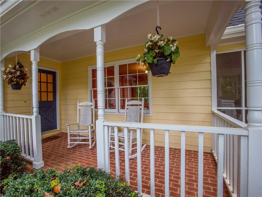 393 Dartmoor Drive, Marietta, GA 30064 — most recent listing photo