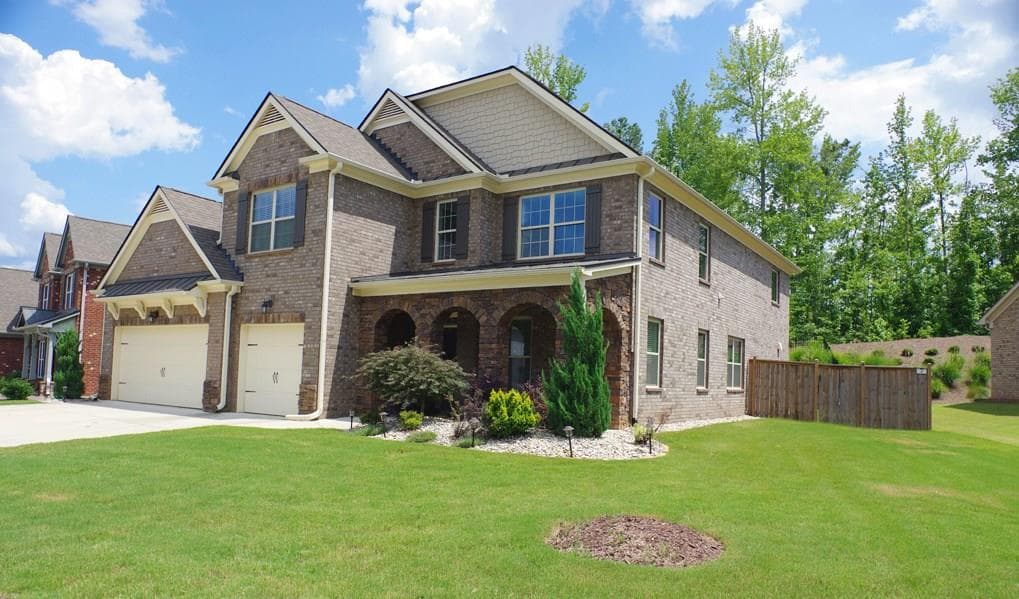 7570 Settles Walk Lane, Suwanee, GA 30024 — most recent listing photo
