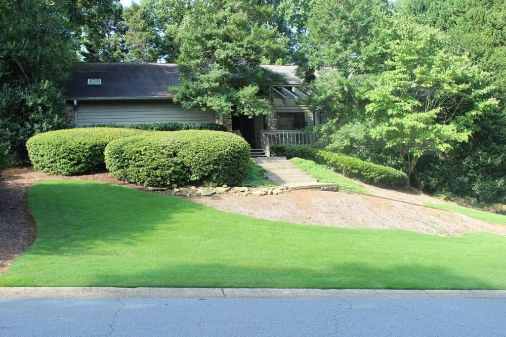 2608 Dering Gate Drive, Marietta, GA 30066 — most recent listing photo
