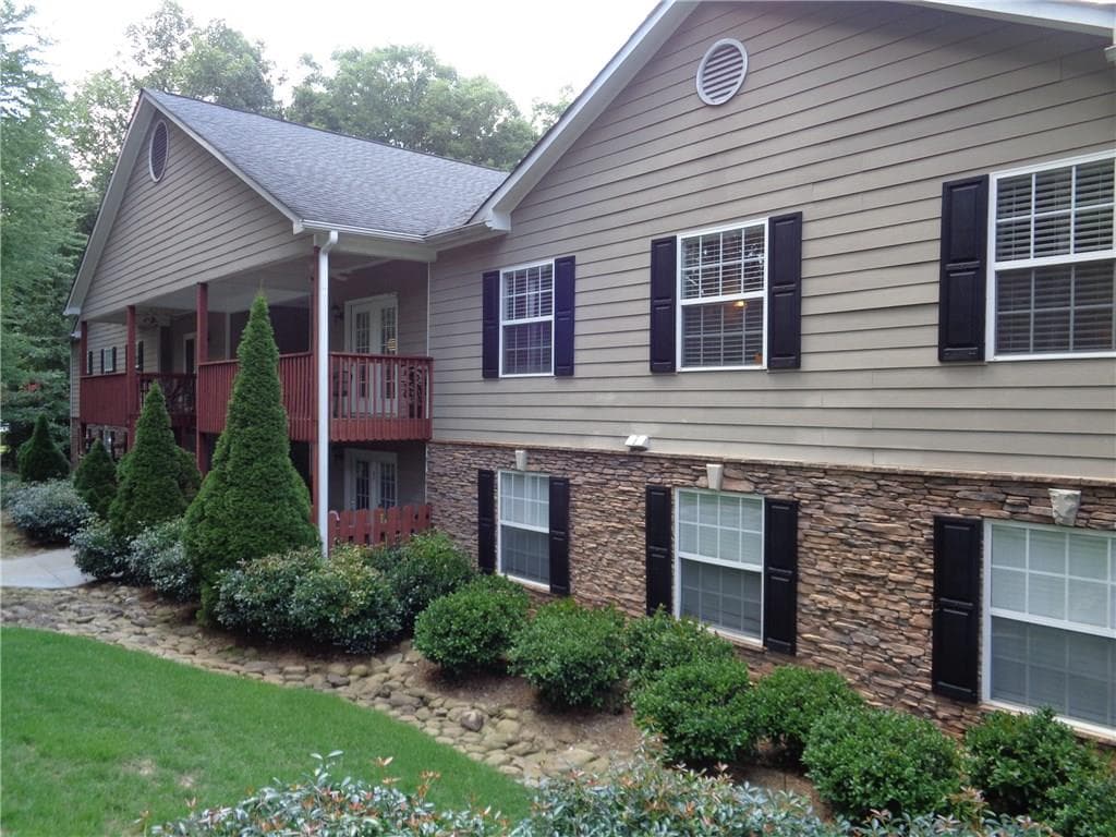1804 Brighton Point 1804, Atlanta, GA 30328 — most recent listing photo