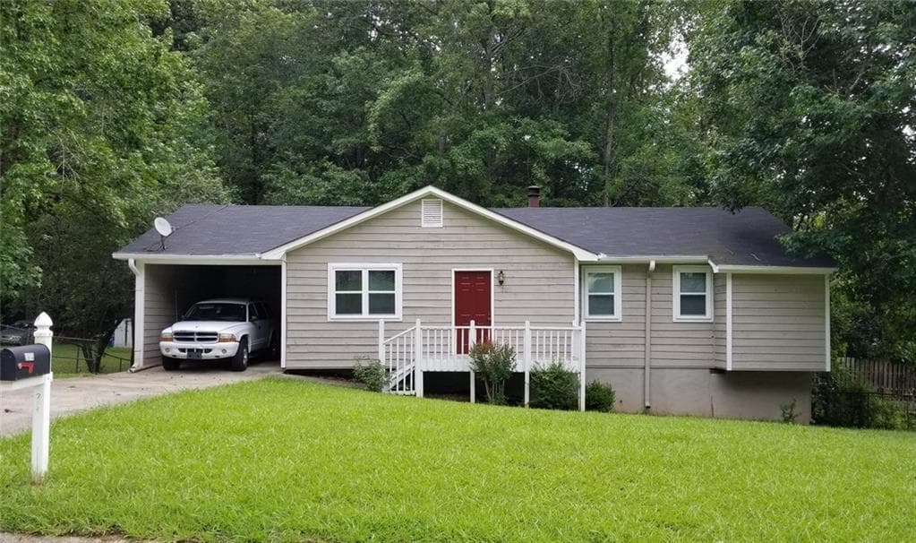 3 bedroom, 1,234 sq ft single family residence sold at 2870 Aunt Pitty Pat Lane, Douglasville, GA 30135