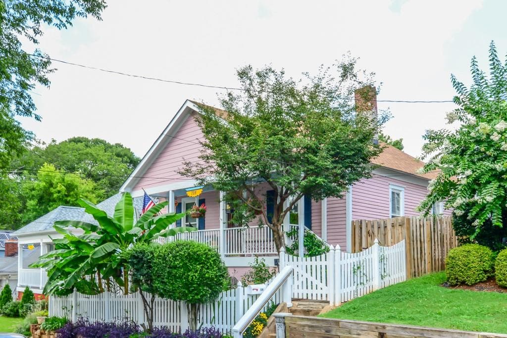 2 bedroom, 1,270 sq ft single family residence sold at 728 Woodson Street, Atlanta, GA 30315