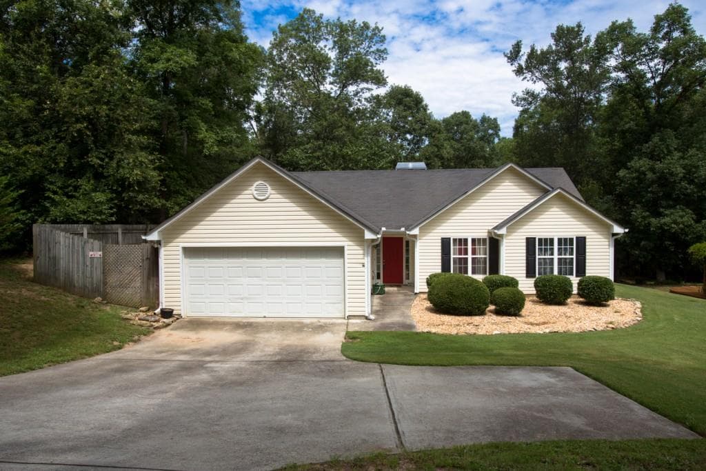 5121 Greenbriar Circle, Monroe, GA 30656 — most recent listing photo