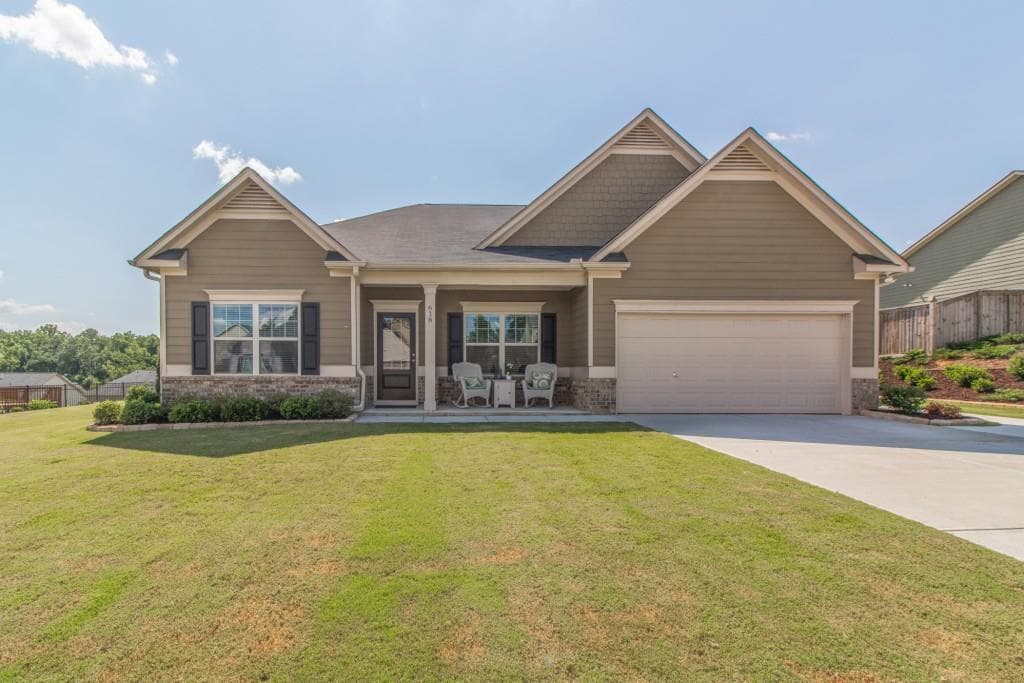 3 bedroom, 2,465 sq ft single family residence sold at 618 Darnell Road, Canton, GA 30115