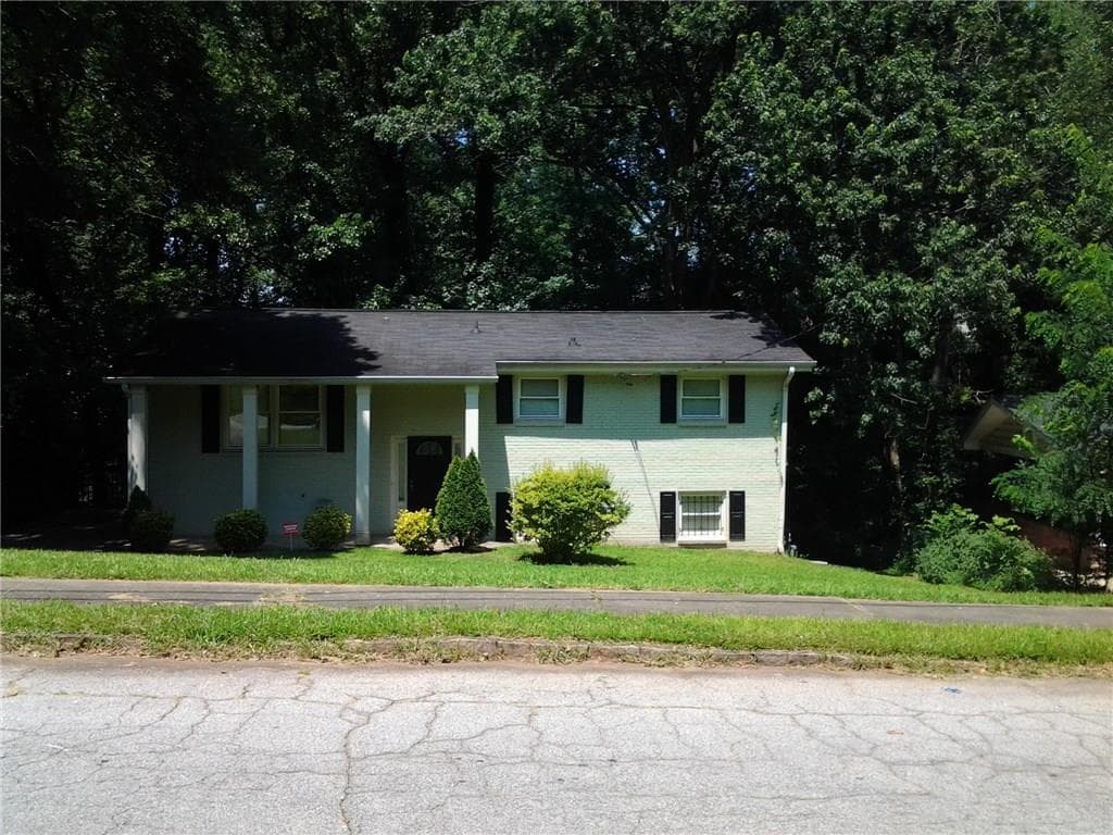 5 bedroom single family residence sold at 3453 Tulip Drive, Decatur, GA 30032