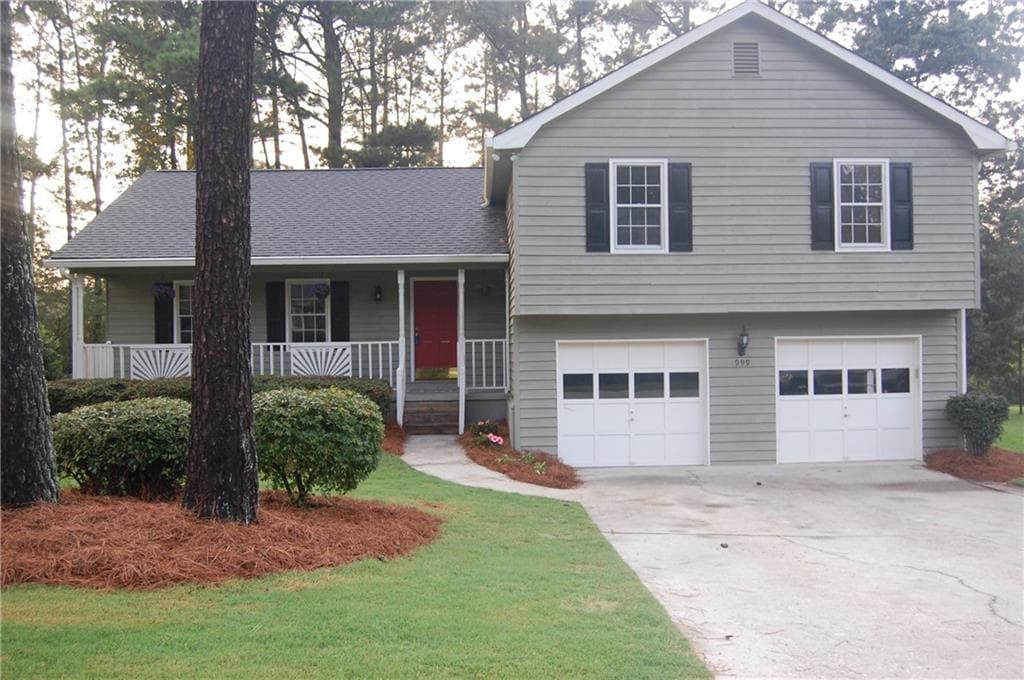 999 Gate Post Lane, Lawrenceville, GA 30044 — most recent listing photo