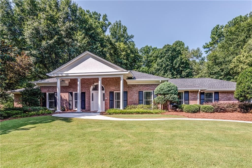 4 bedroom single family residence sold at 4720 Tall Pines Drive, Atlanta, GA 30327