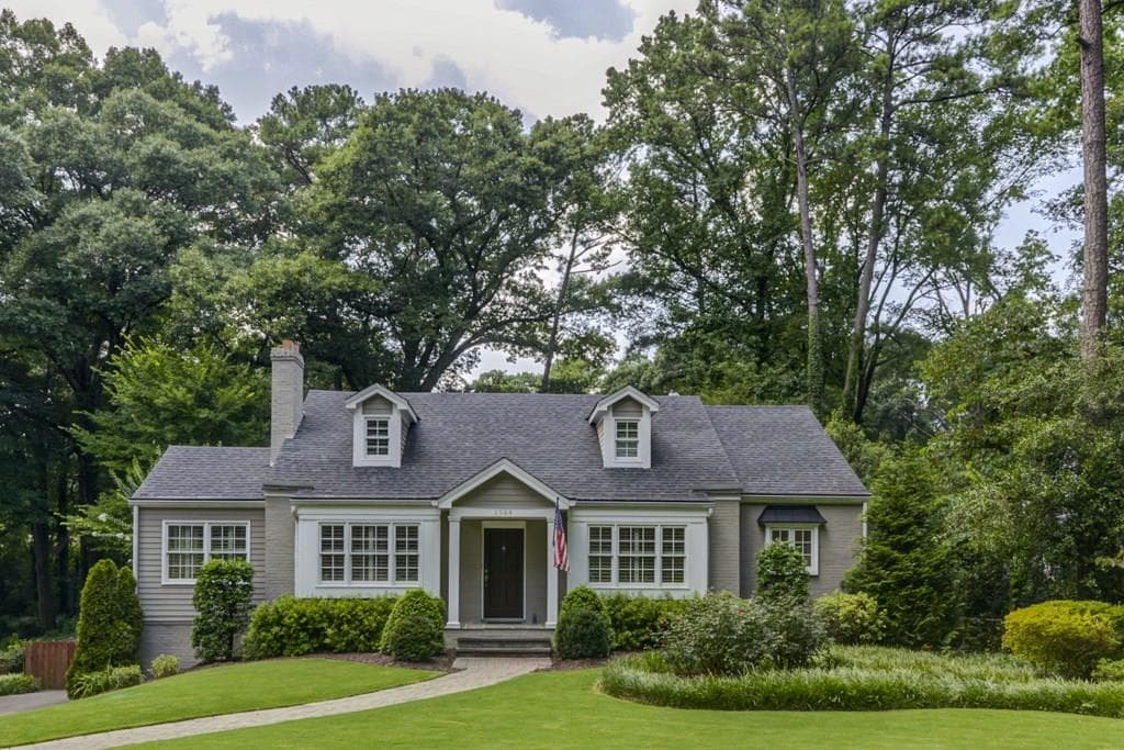 4 bedroom, 2,668 sq ft single family residence sold at 1904 Ardmore Road, Atlanta, GA 30309