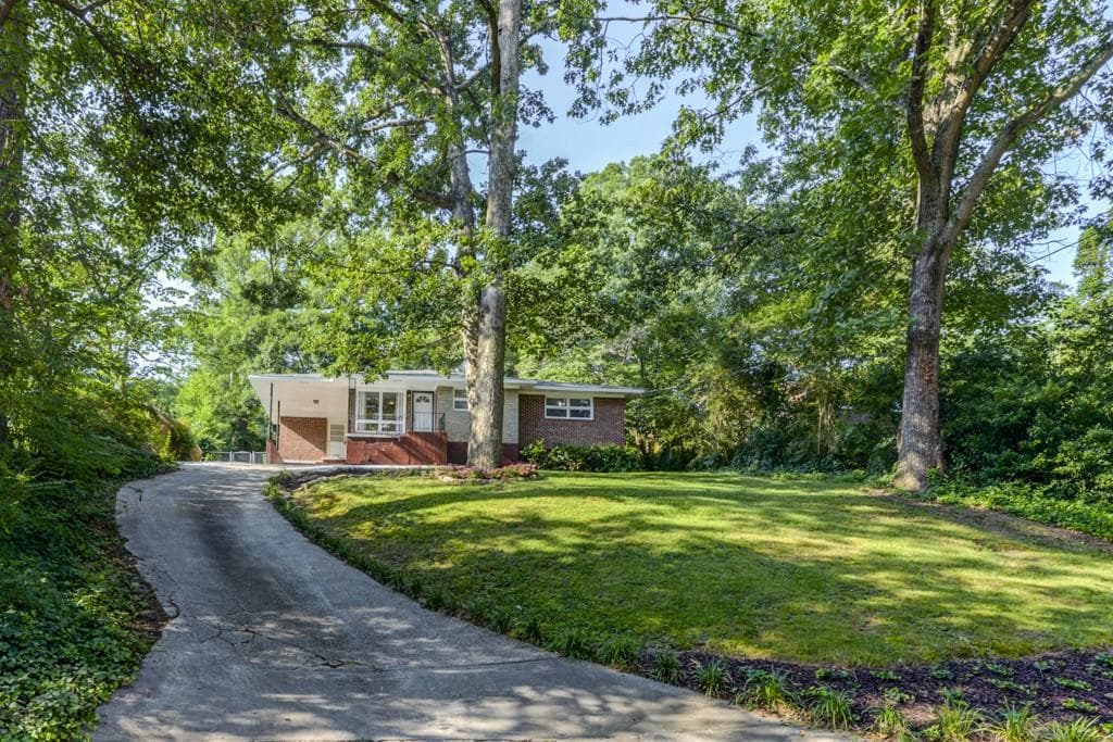 3015 Belaire Circle, Atlanta, GA 30340 — most recent listing photo