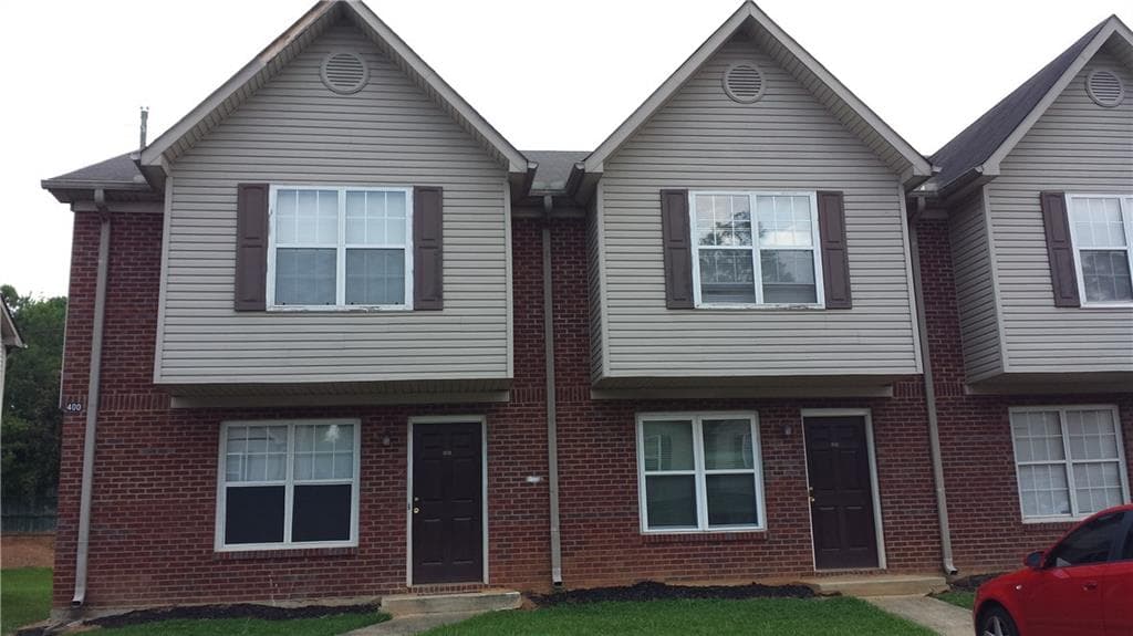 quadruplex sold at 400 Westridge Drive, Acworth, GA 30101