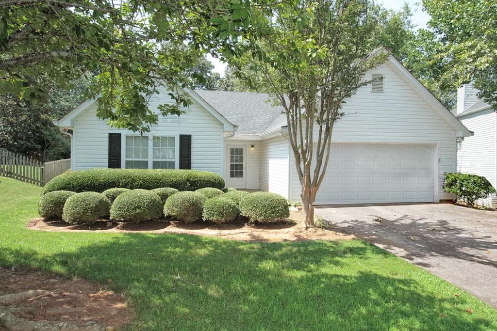 3 bedroom, 1,564 sq ft single family residence sold at 3389 Sentinel Circle, Lawrenceville, GA 30043