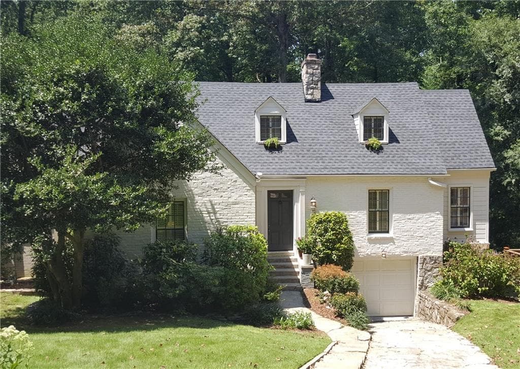3 bedroom, 2,502 sq ft single family residence sold at 474 Lakeshore Drive, Atlanta, GA 30307