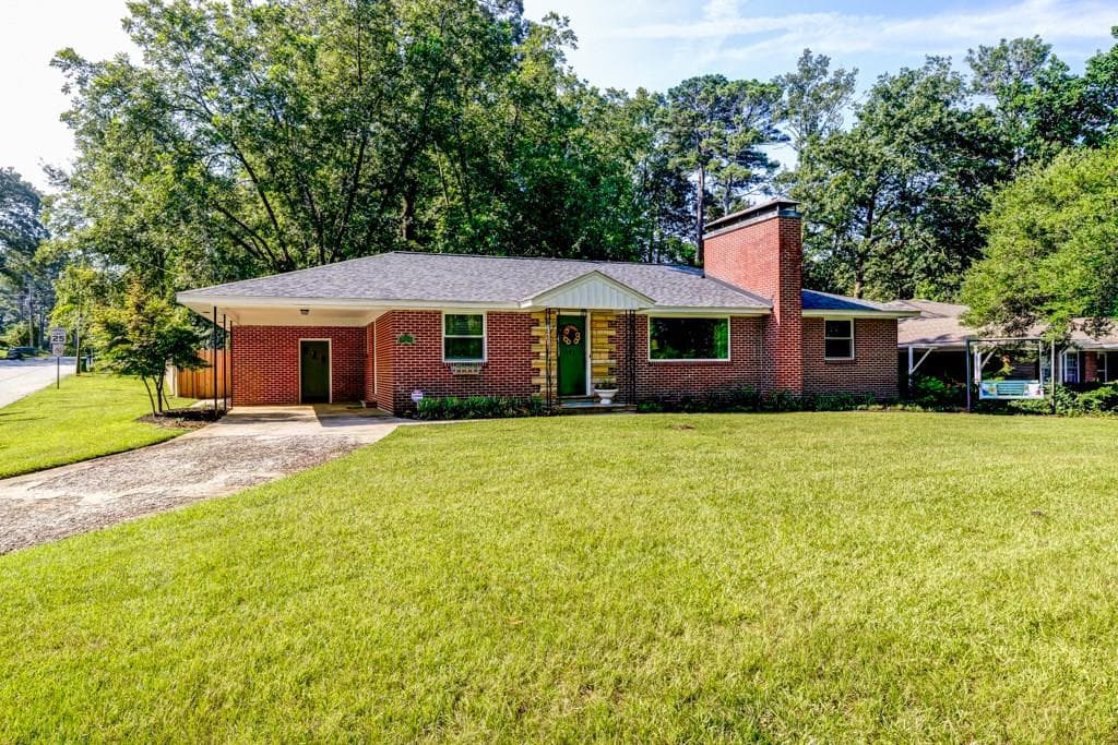 3 bedroom, 1,519 sq ft single family residence sold at 1397 Scott Boulevard, Decatur, GA 30030