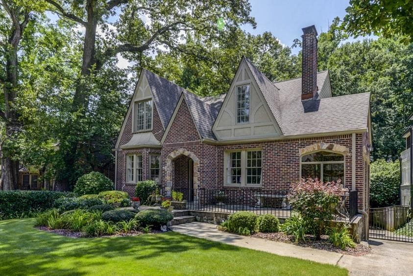 5 bedroom, 3,557 sq ft single family residence sold at 1724 North Pelham Road, Atlanta, GA 30324