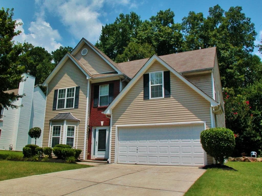 345 Oakland Place Drive, Lawrenceville, GA 30044 — most recent listing photo