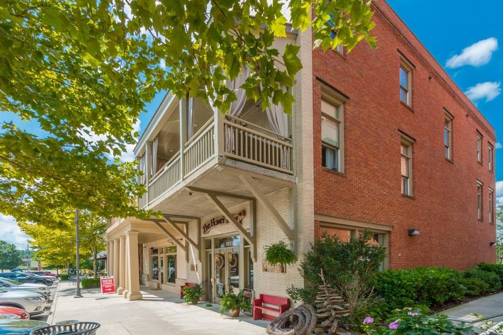 5860 Charlotte Lane E2, Cumming, GA 30040 — most recent listing photo