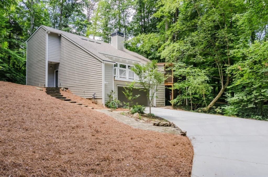 3717 Lamp Post Circle, Marietta, GA 30067 — most recent listing photo