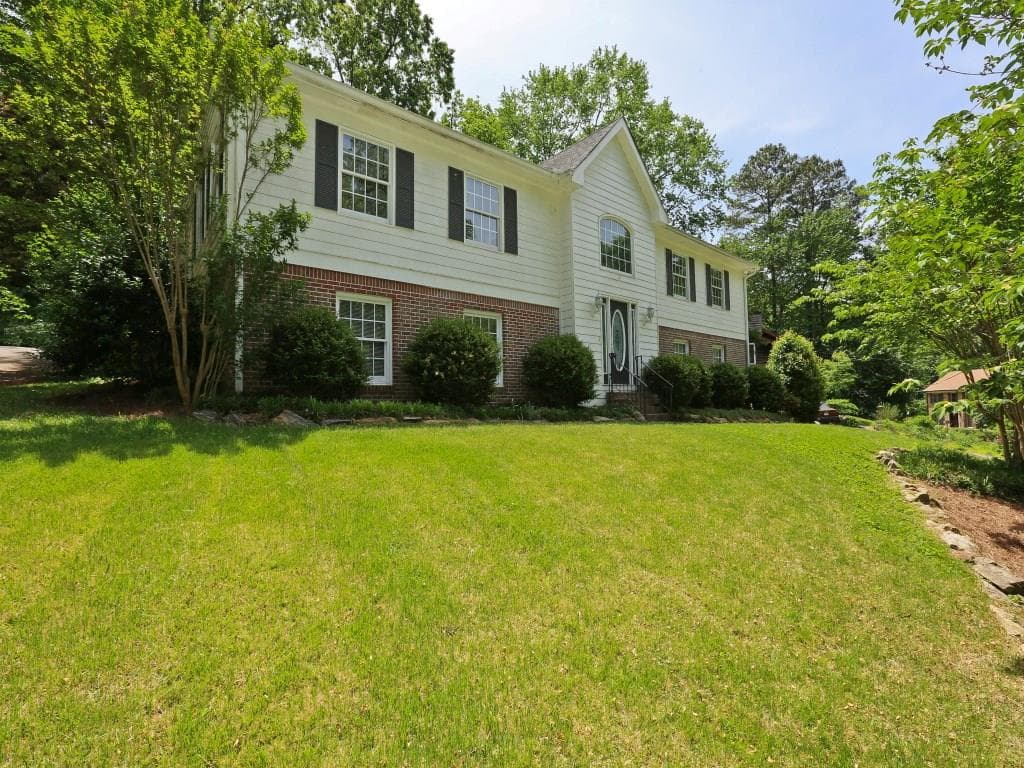 3 bedroom, 3,192 sq ft single family residence sold at 3129 Rockaway Road, Atlanta, GA 30341