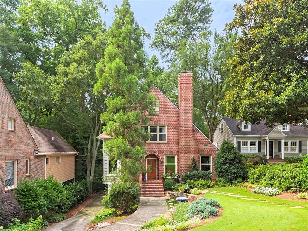 3 bedroom, 2,429 sq ft single family residence sold at 361 Delmont Drive, Atlanta, GA 30305
