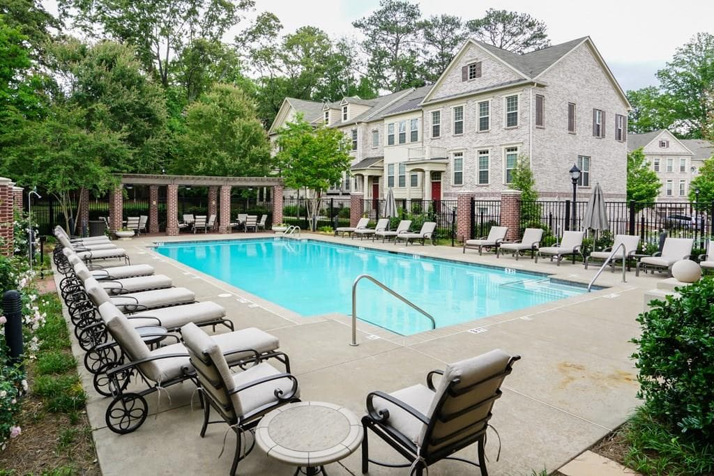 3635 E Paces Circle 1213, Atlanta, GA 30326 — most recent listing photo