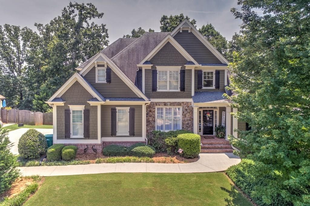 4 bedroom, 4,693 sq ft single family residence sold at 111 Stargaze Ridge, Canton, GA 30114