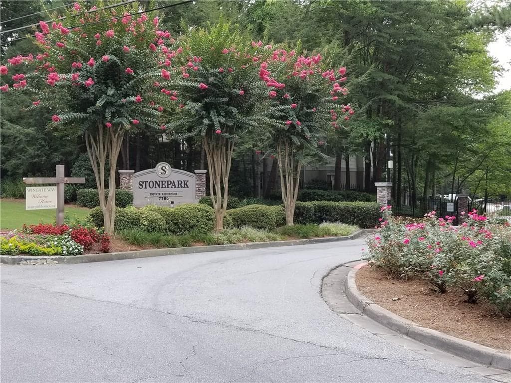 1511 Wingate Way, Sandy Springs, GA 30350 — most recent listing photo