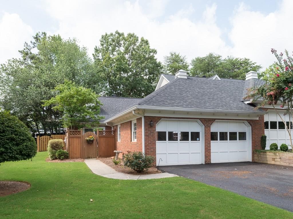 708 Olde Towne Lane, Marietta, GA 30068 — most recent listing photo
