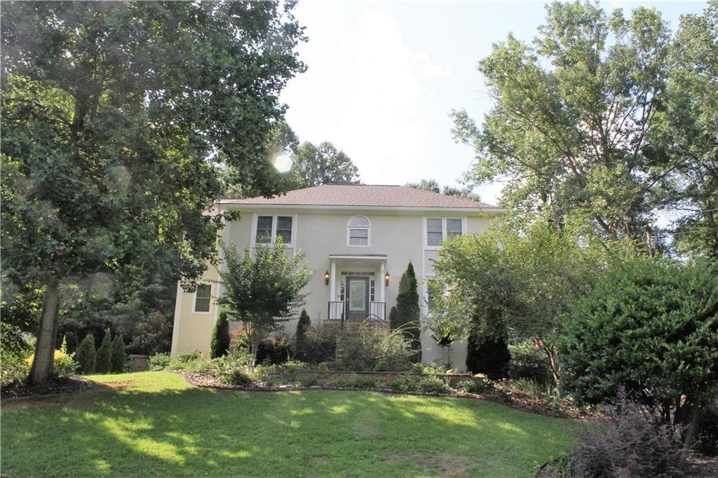 2055 Wenlok Trail, Marietta, GA 30066 — most recent listing photo
