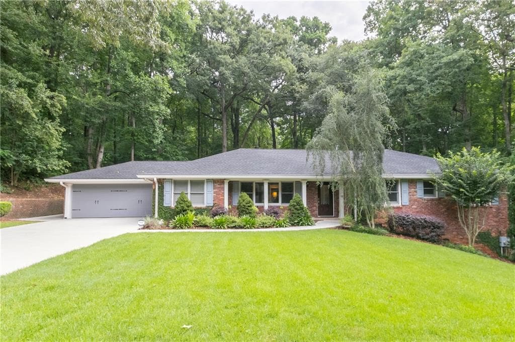 300 Beachland Drive, Sandy Springs, GA 30342 — most recent listing photo